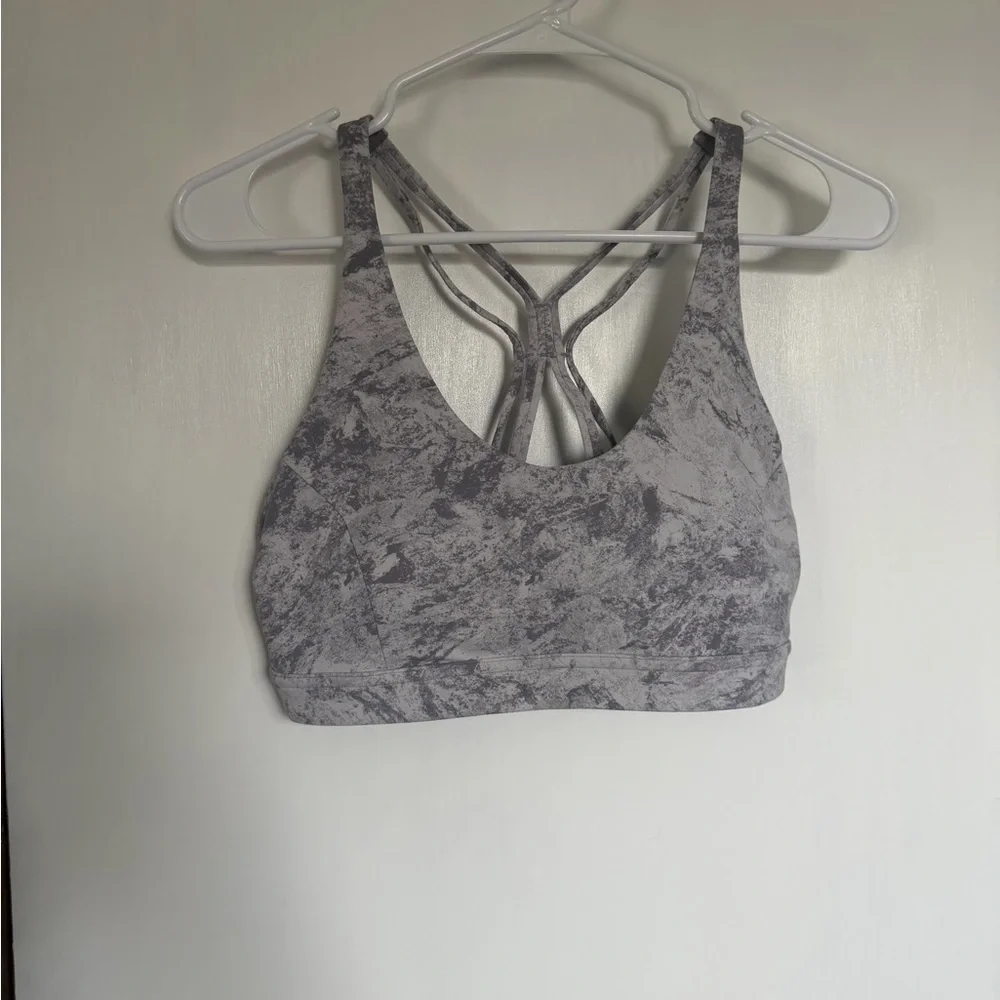 Lululemon Athletica Gray Patterned Sports‎ Bra